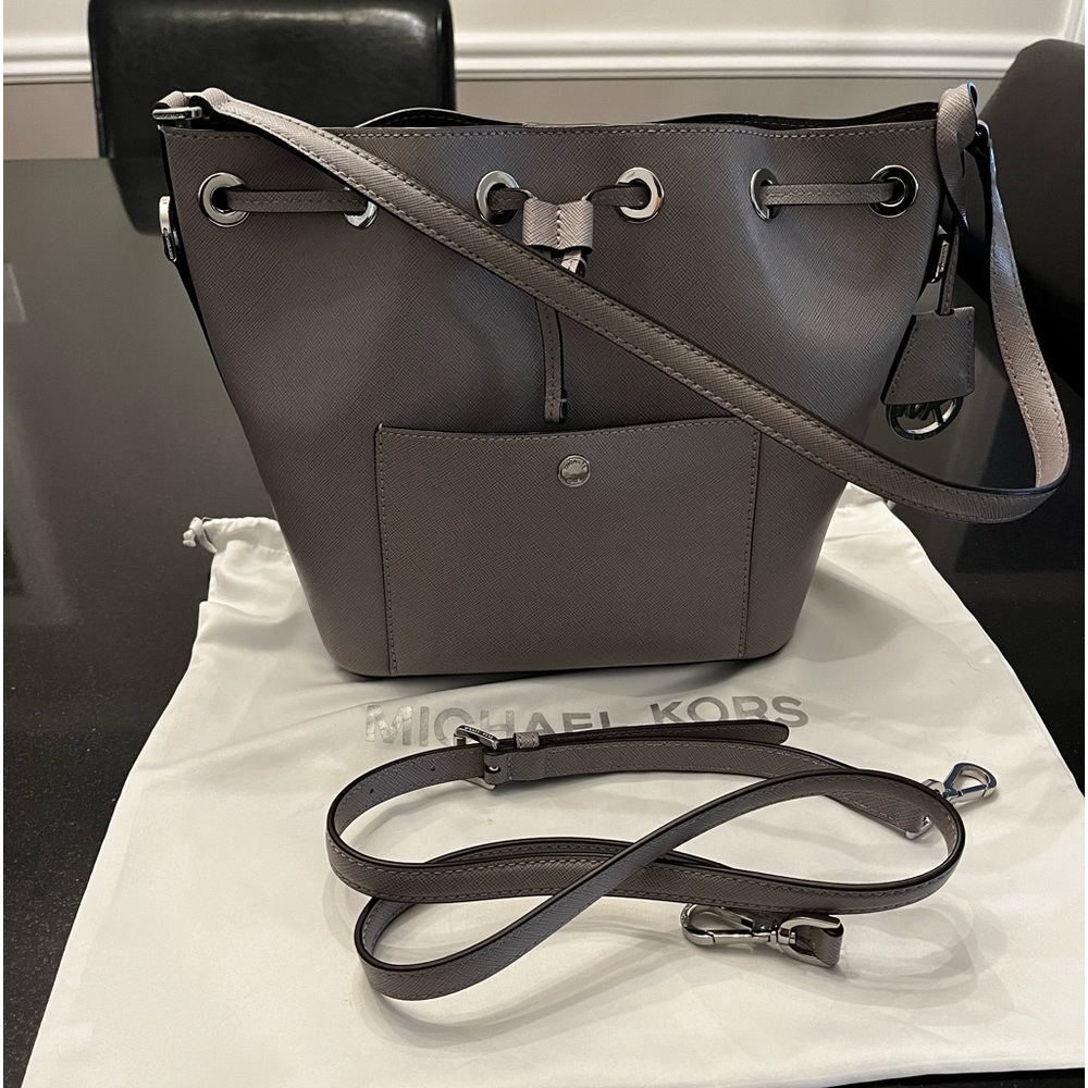 Michael Kors Greenwhich Bucket Bag